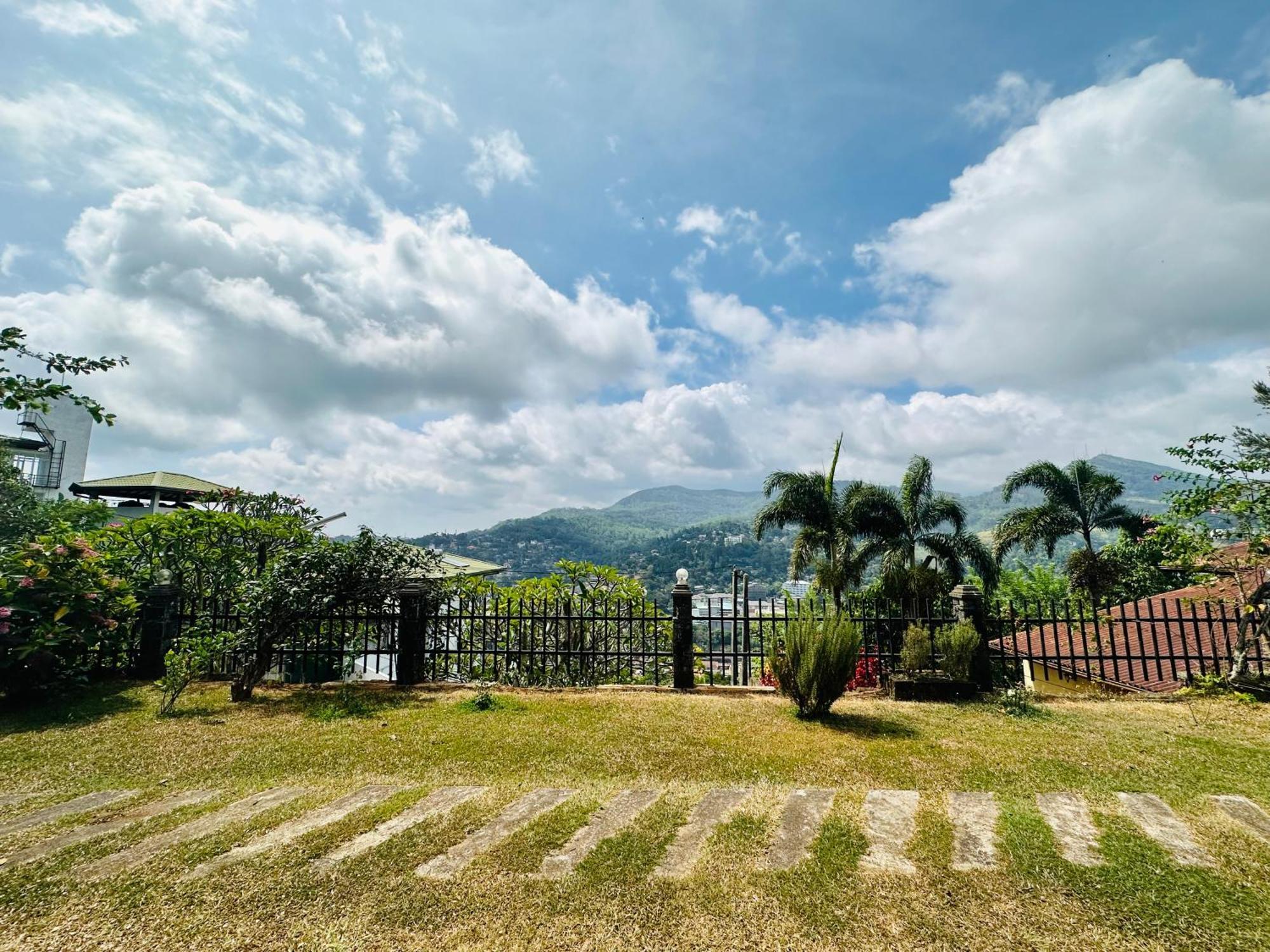 The Views Kandy - 360 Mountain View Экстерьер фото